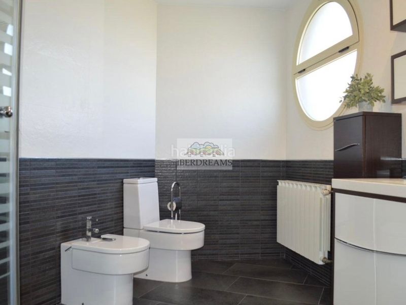 Foto 001b09f1-7e77-48b8-9c93-d4a9c28c5f8d. Casa a avenida mar mediterrania 32 a Ampolla (L´)