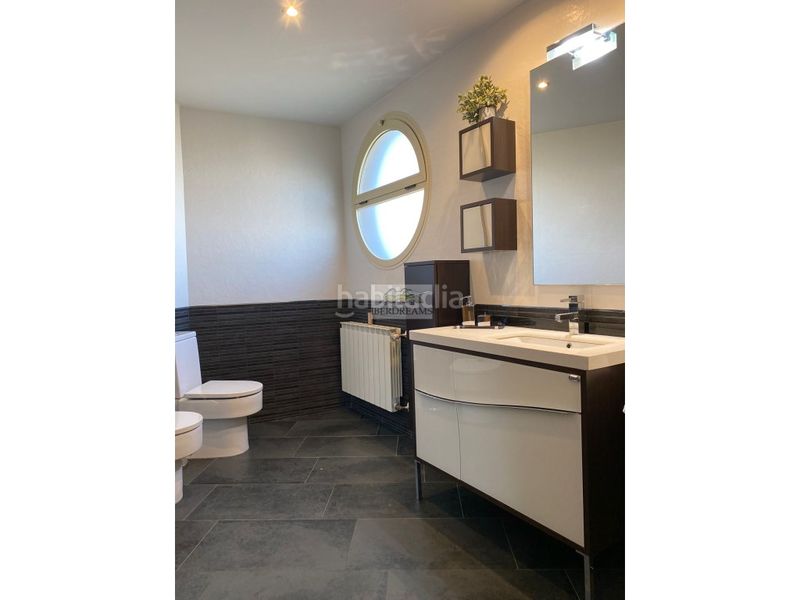 Foto 0a8158d7-02dd-4ee0-a1d8-adf650bb8b5b. Casa a avenida mar mediterrania 32 a Ampolla (L´)