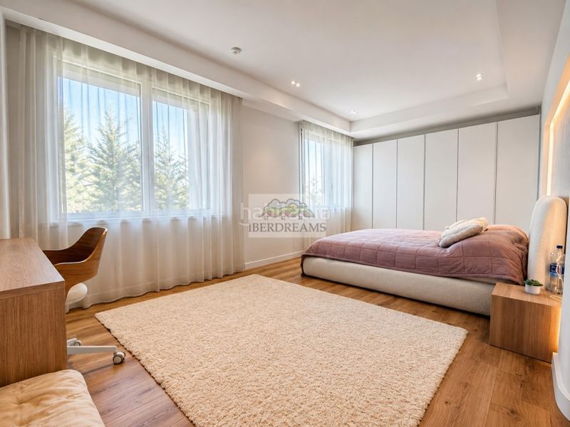 Foto b0586257-85ba-470e-84a6-6dbcf456642b. Xalet amb aparcament piscina a Bellaterra
