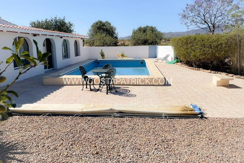 Foto efee23ad-0ea0-467b-a8ed-927edaba090d. Mas avec cheminée chauffage parking piscine dans La Pinilla - Las Palas Fuente Álamo de Murcia