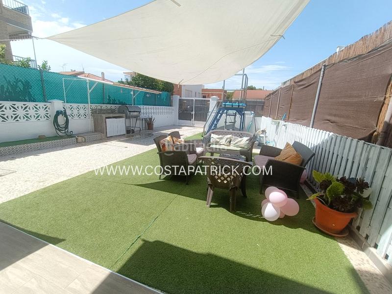 Foto f931d04f-3736-44f0-bf8d-8b6031f8f132. Alquiler casa el mejor mes para cambiar de vida… y de casa, al mejor precio. en Alcázares (Los)