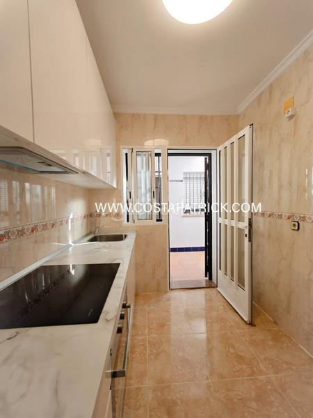 Foto 360beab0-3581-4f78-b075-69608a24155b. Casa adossada amb aparcament a Los Narejos_Punta Calera Alcázares (Los)