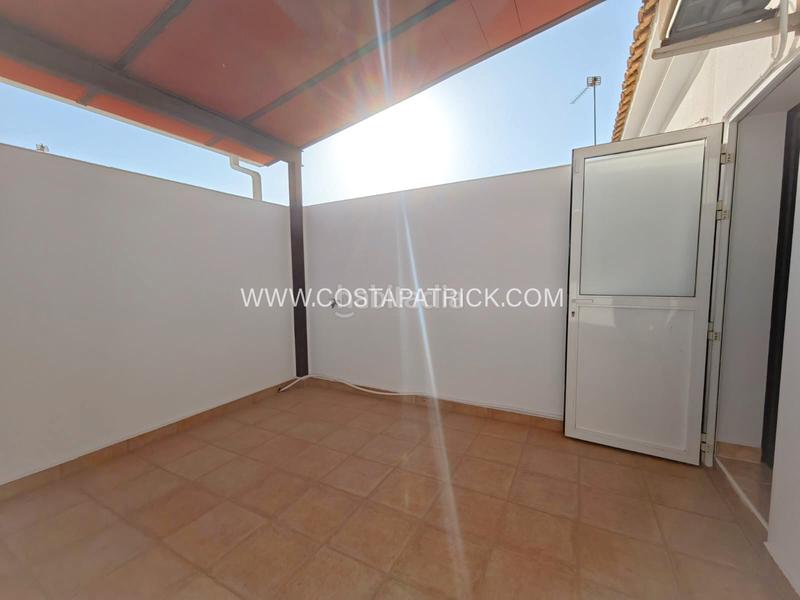 Foto bd527b7f-46b8-44be-adf4-28dd65db4078. Casa adossada amb aparcament a Los Narejos_Punta Calera Alcázares (Los)