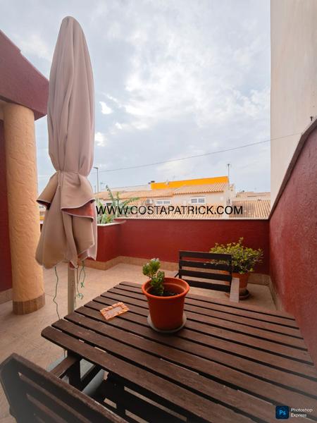 Foto 0a0ce541-b9fa-46c0-86e6-b61ae8a2a364. Casa a schiera con riscaldamento parcheggio in Centro Alcázares (Los)