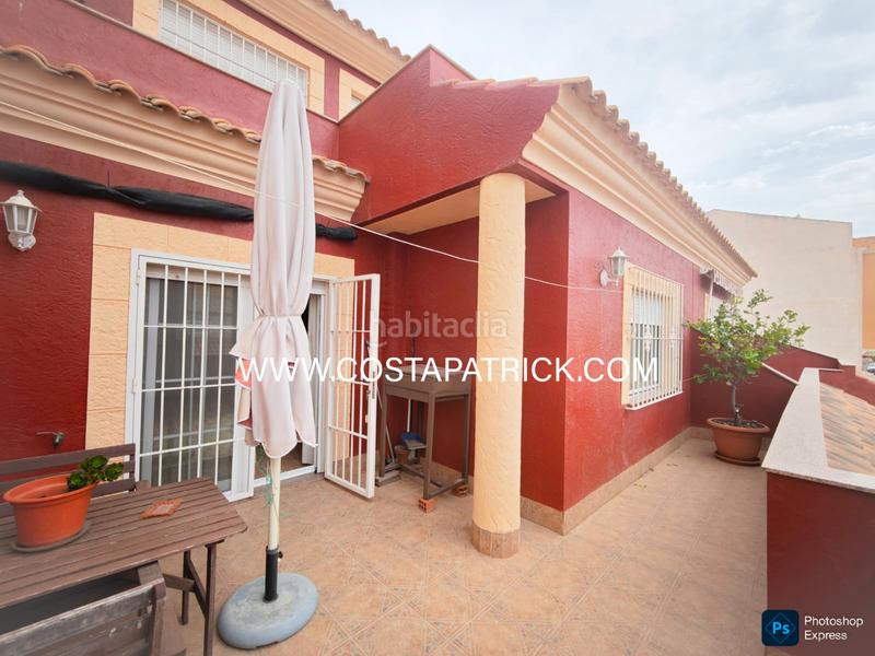 Foto 22dc8d7d-46b2-4740-905e-727f49e63c13. Casa a schiera con riscaldamento parcheggio in Centro Alcázares (Los)