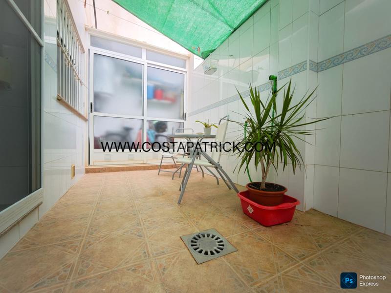 Foto 6daff990-c01b-4833-8d11-c04fa71532b1. Casa a schiera con riscaldamento parcheggio in Centro Alcázares (Los)