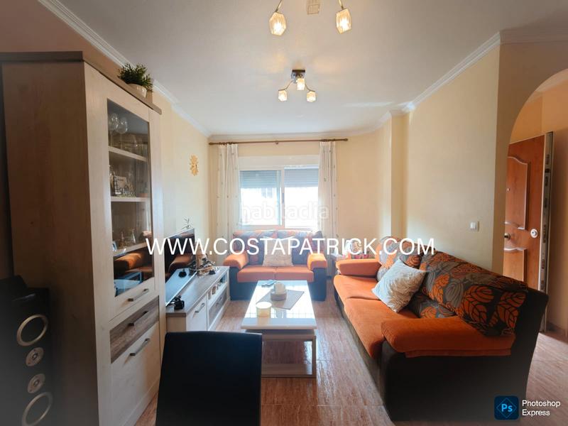 Foto c077ed2e-ab6e-4fb8-ba7f-918c25af8161. Casa a schiera con riscaldamento parcheggio in Centro Alcázares (Los)