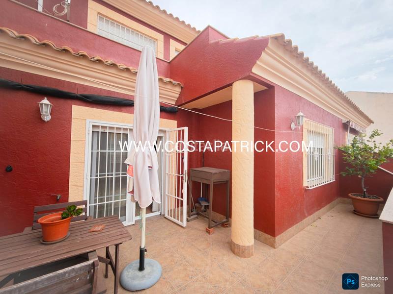 Foto e0ef8910-ba69-4c67-86e4-c5aa76945279. Casa a schiera con riscaldamento parcheggio in Centro Alcázares (Los)