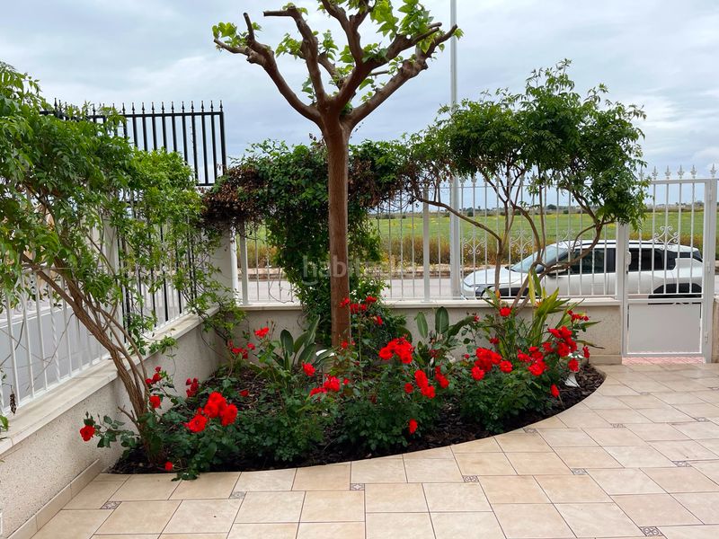 Foto 1fa5d2d2-d017-49ef-9780-832925b3e630. Casa adossada a calle islas columbretes 4 a Centro Alcázares (Los)