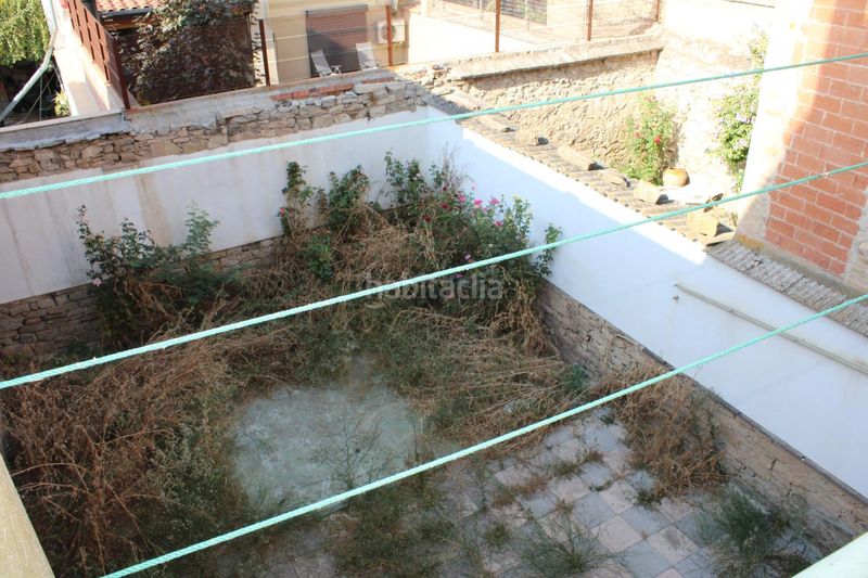 Foto 9a6d7c85-e1c3-484e-bab0-560339d05872. Casa adossada a Tàrrega