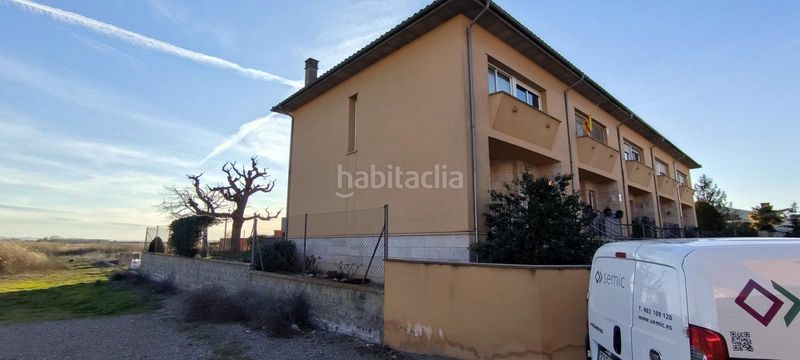 Foto b21d66de-2b2a-4078-9120-4afde30d7df0. Casa adossada amb calefacció aparcament a Castellserà