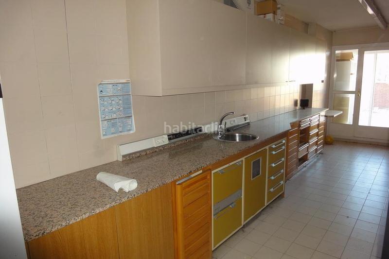 Foto 1b4785c6-b26f-457e-b363-8cdba3813f63. Location local commercial dans gran passeig de ronda 171 dans Lleida