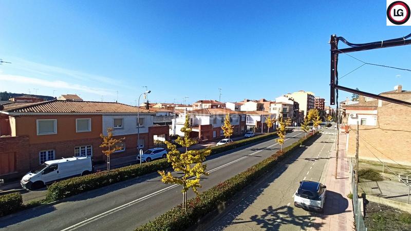 Foto e7a6eec0-5763-4713-874d-f0e122771267. Casa a schiera in major 127 in Almacelles