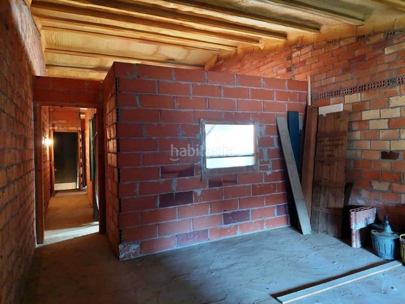 Foto 8cb34537-8f36-4b45-ae32-b6b7289fd68d. Maison jumelée avec parking dans Conesa