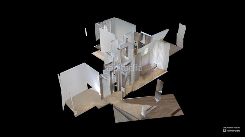 Foto 0b10e5a4-c2fe-4bca-be18-b83c7280e05c. Piso magnifico piso exterior en trafalgar en Almagro Madrid