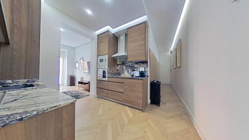 Foto 267d075e-5850-44ac-8423-978f40e5c5c8. Piso magnifico piso exterior en trafalgar en Almagro Madrid