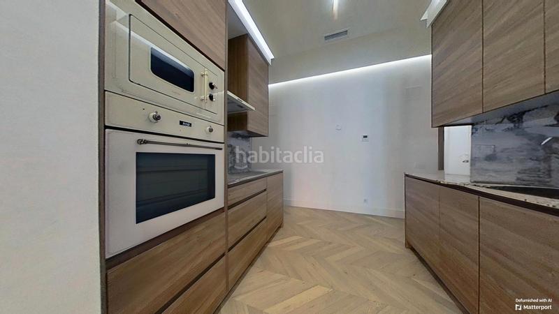 Foto bbf4d610-088c-41d7-871b-604d25a85b24. Piso magnifico piso exterior en trafalgar en Almagro Madrid