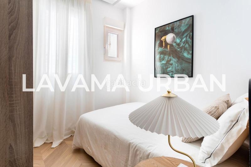 Foto e30fe9ff-d064-43c9-b142-ef96fa988ee1. Piso magnifico piso exterior en trafalgar en Almagro Madrid