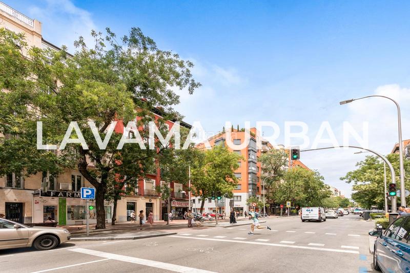 Foto e550388d-8bcd-408c-9050-770f7cb29f50. Piso magnifico piso exterior en trafalgar en Almagro Madrid