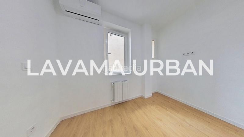 Foto ed6ac86d-f79d-4a2a-9b8b-451d9994ad4d. Appartement dans calle de antonio toledano 11 dans Fuente del Berro Madrid