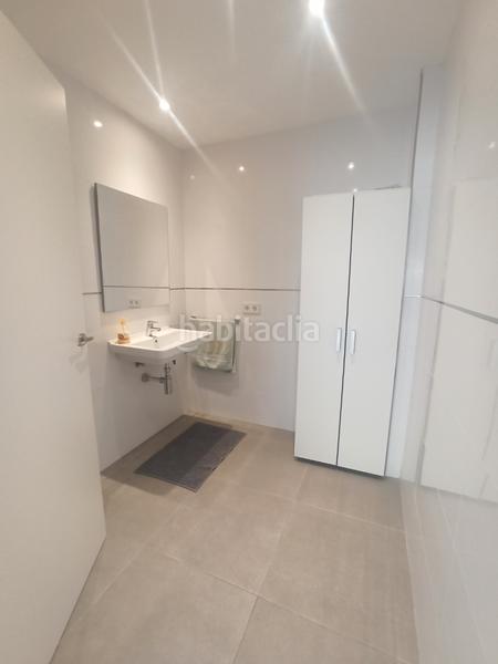 Foto d5565b27-a4ea-4b3e-8707-31c770ac0480. Lloguer local comercial a via puig des teix 6 a Santa Ponça Calvià