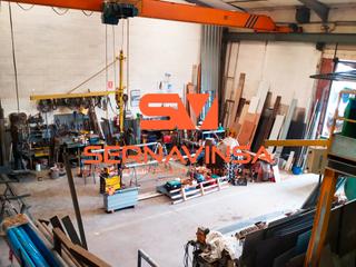 Industrial building in Sud-Zona Industrial. Castellar venta nave industrial  de 242 m2