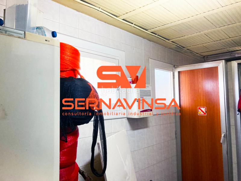 Foto b272168a-891e-4f5b-a382-436c78b8c0ed. Nau industrial a Sud-Zona Industrial Castellar del Vallès