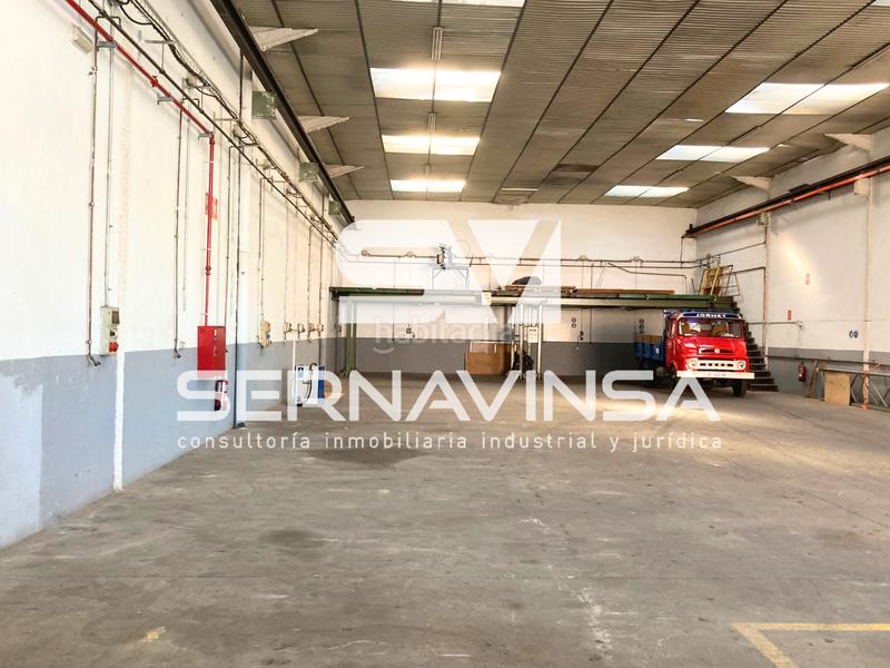 Foto aac80a90-2a9d-4eaa-8d61-6512aba30795. Capannone industriale in Palau-solità i Plegamans