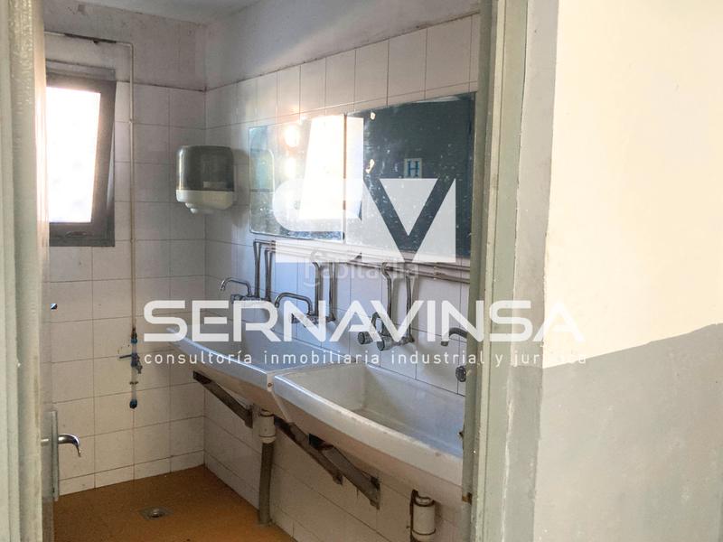 Foto aafc988d-66b1-47fc-8a7b-f7f27c53b99b. Capannone industriale in Palau-solità i Plegamans