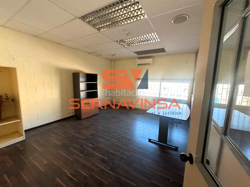 Foto dffa23c8-be26-4875-9416-8904430c29f1. Alquiler nave industrial alquiler nave industrial sectorizada de 1.750 m2 en Castellar del Vallès