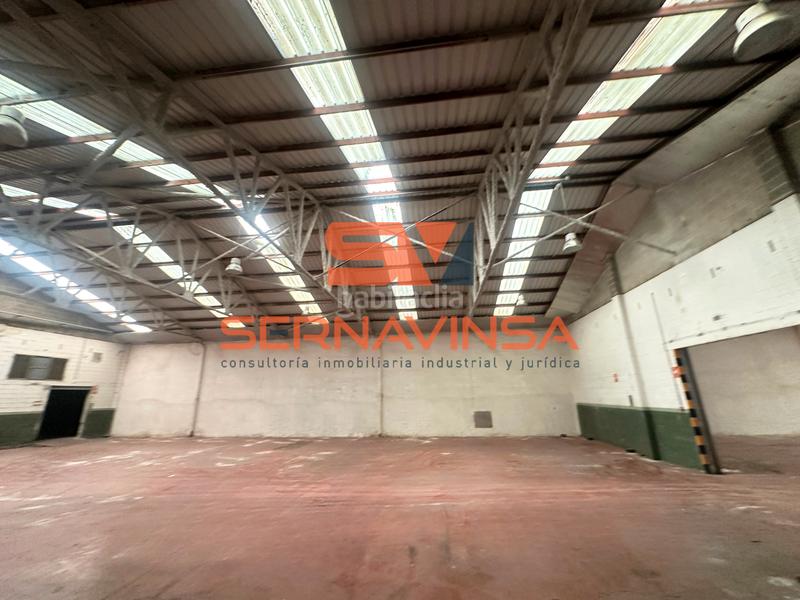 Foto 9e4778e8-52c9-40cd-9d2f-70922822bcd8. Rent industrial building in Sud-Zona Industrial Castellar del Vallès