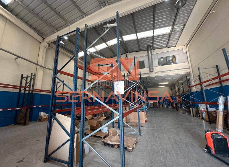 Foto 7f5a48a1-73bb-40f7-ae37-69c39837967a. Lloguer nau industrial a Zona Industrial Barberà del Vallès