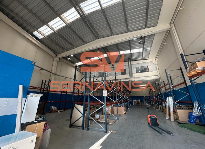 Foto 45b7cd2a-db0e-433e-8fc8-16cb41b7d0a4. Miete fabrikhalle in Zona Industrial Barberà del Vallès