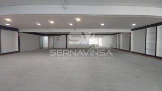 Capannone industriale in Franqueses del Vallès (Les). Les franqueses del vallès venta nave industrial de 576 m²