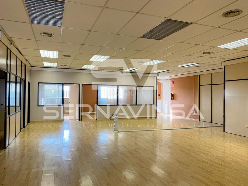 Foto 584eb8f3-ba6a-4fcc-b985-fd64c58dbac1. Nave industrial p.i. Can Parellada venta nave industrial de 1.228 m² en Terrassa