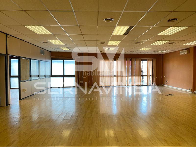 Foto fbb8a19d-c6c2-489b-9f54-156a8c7fc061. Nave industrial p.i. Can Parellada venta nave industrial de 1.228 m² en Terrassa