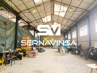 Nau industrial a Polinyà. Polinyà venta & alquiler nave industrial de 2.050 m²