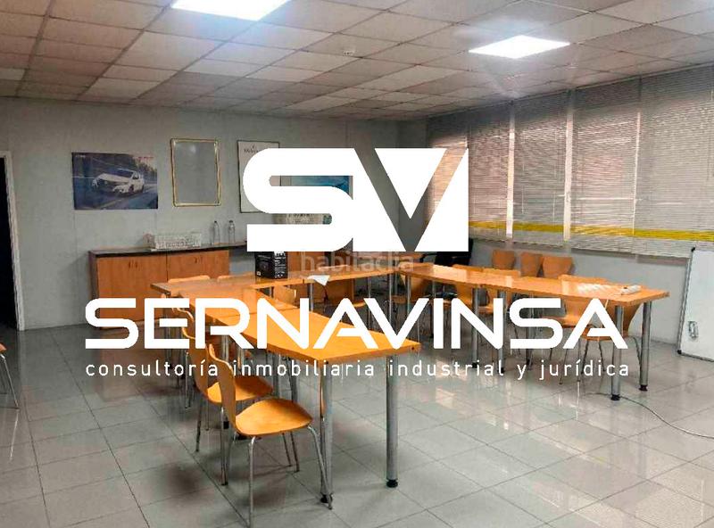 Foto 410d744e-7eaf-4fb9-a65c-ba564d22f27c. Capannone industriale in Centre Granollers