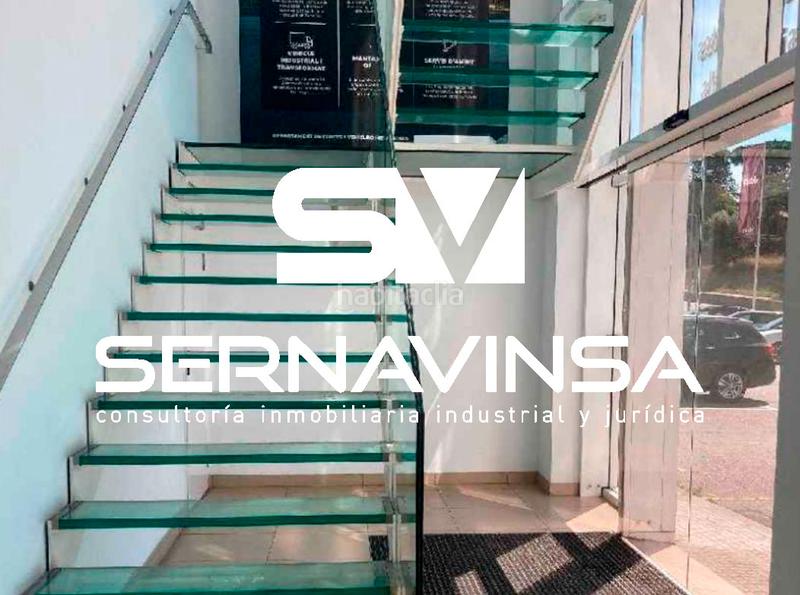 Foto a4f010d6-b396-4fe7-aea6-b8142e3f9c4e. Capannone industriale in Centre Granollers