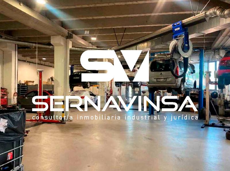 Foto cb738d26-4029-4e33-b2a3-f9e46f63ca25. Capannone industriale in Centre Granollers