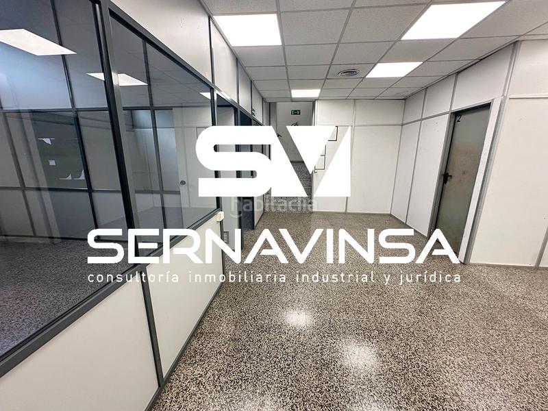 Foto aceee111-9858-4f72-8dc7-1df2d084263c. Rent industrial building in Gràcia Sabadell