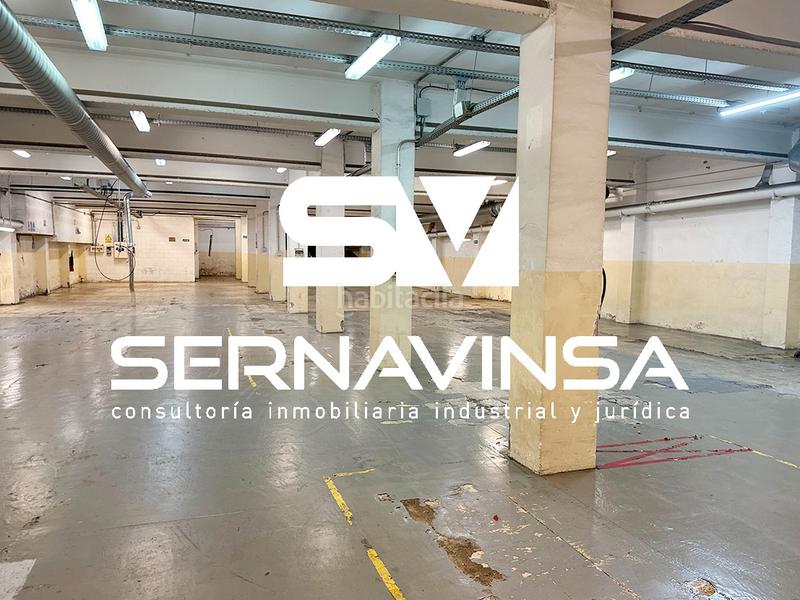 Foto c4ded13f-6229-446c-a6a4-2b1c3b67bf78. Rent industrial building in Gràcia Sabadell