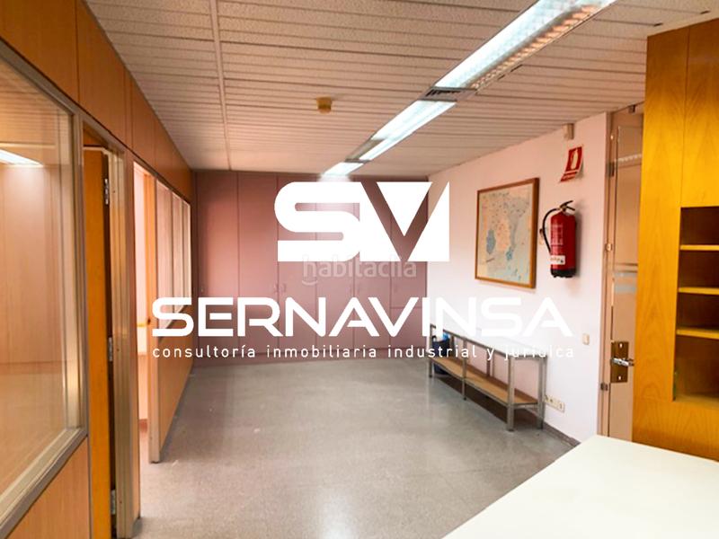 Foto a11a8f65-e3ef-47b0-8e75-36b0d02e5c2f. Industrial building in Zona Industrial Barberà del Vallès