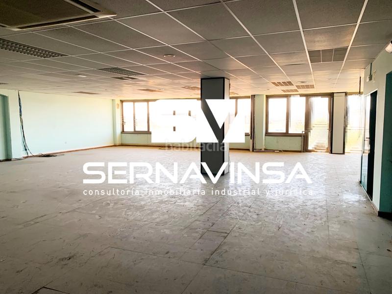 Foto df76d9aa-ff66-4543-9628-1f2fbb2e4d60. Industrial building in Zona Industrial Barberà del Vallès