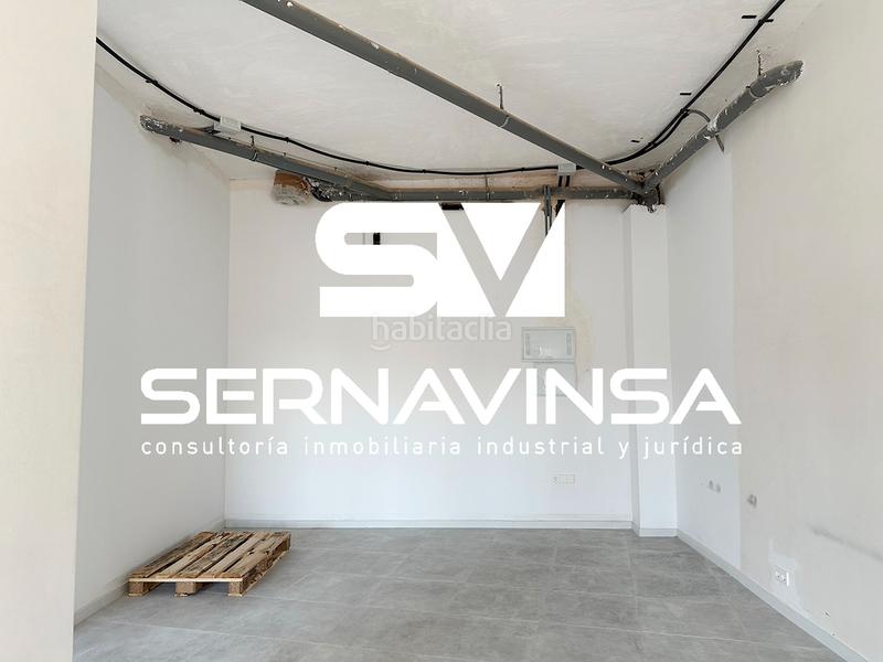 Foto 3a7371a4-7931-40b9-adad-878c4140e643. Lloguer local comercial a Centre Sabadell