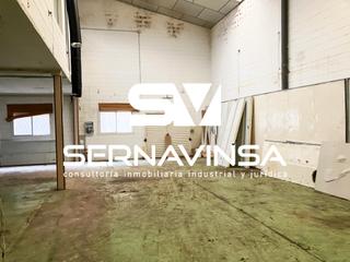Bâtiment à usage industriel à Zona Industrial. Rubí venta nave industrial  de 879 m2