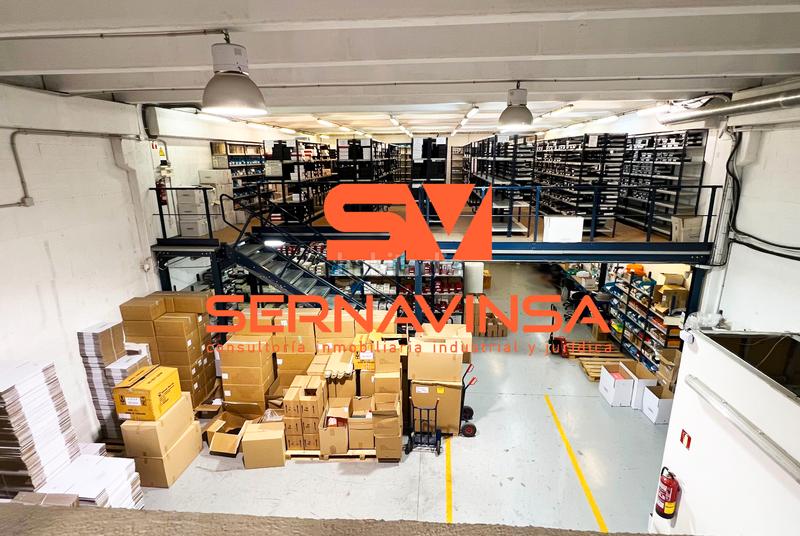 Foto 8118503a-509c-4e65-8fdd-7741785cb986. Bâtiment à usage industriel dans Gràcia Sabadell