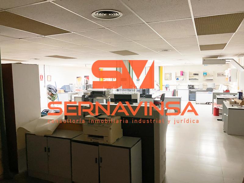 Foto 1a09d9cc-8c7f-4310-b0da-108fa3392a92. Capannone industriale in Can Roses Rubí