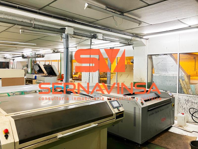 Foto 69441e3b-156f-4e45-a874-79968a23b405. Capannone industriale in Can Roses Rubí