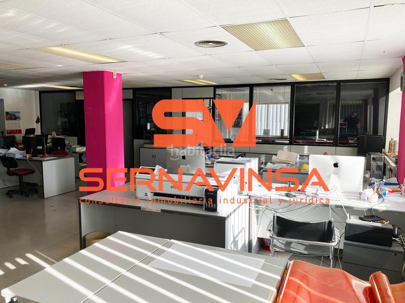 Foto a36b8770-59f9-42da-979f-d7e5dfb4e86b. Capannone industriale in Can Roses Rubí